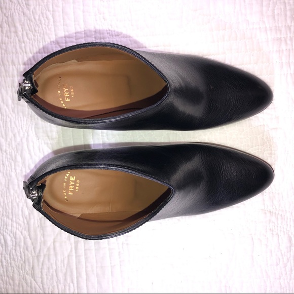 FRYE Made in Italy Collection June Black Leather Ankle Boot Sz 10 - Picture 2 of 10